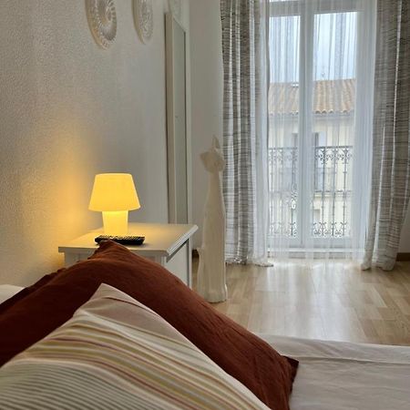 Hotel Les Enfants Terribles à Villeneuve-lès-Béziers Extérieur photo